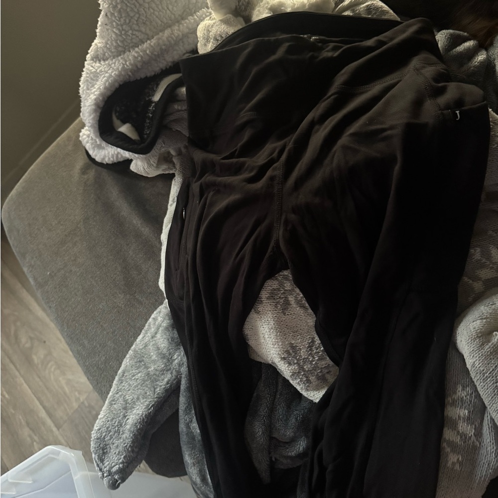 Perri UltraSOFT Yoga Scrub Pant Jaanuu black medium size